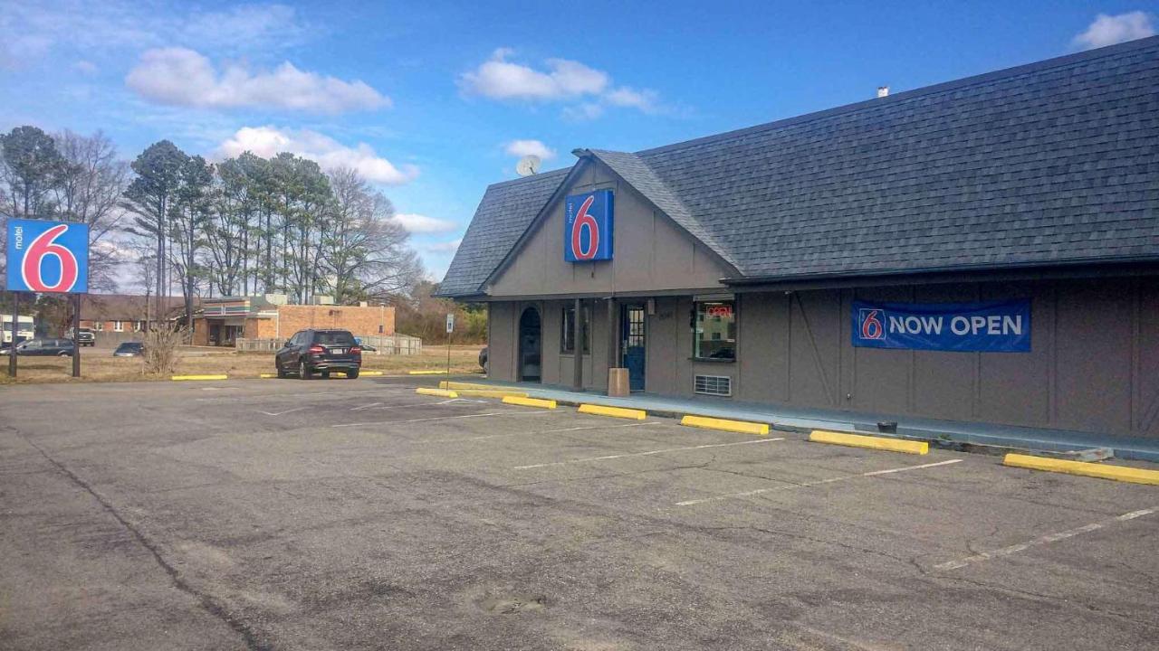 Motel 6 Newport News, Va - Fort Eustis Eksteriør billede