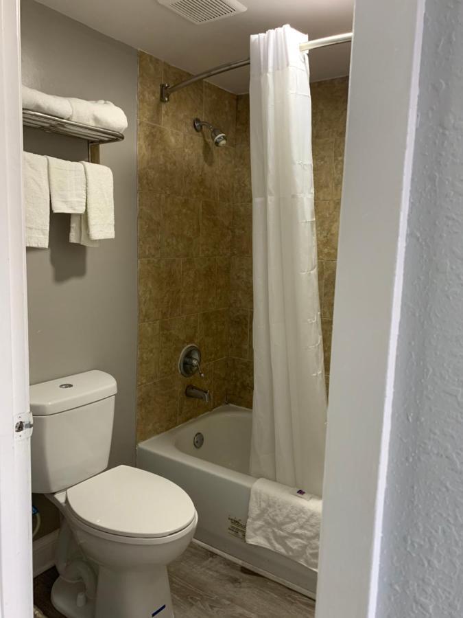 Motel 6 Newport News, Va - Fort Eustis Eksteriør billede